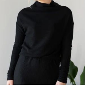 Rebecca King rib knit lounge top